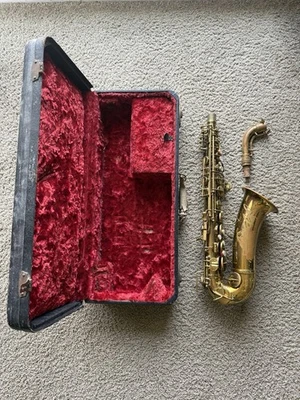 Vintage C G Conn Saxaphone 6M Alto Elkhart Naked Lady - Image 1 of 4