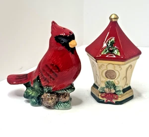 Scuoti sale e pepe natalizio agrifoglio cardinale e uccellino ceramica SP - Foto 1 di 7