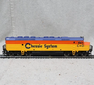 HO Scale FP-45 Chessie System Diesel Locomotive Model Train Tested Working - Image 1 of 4