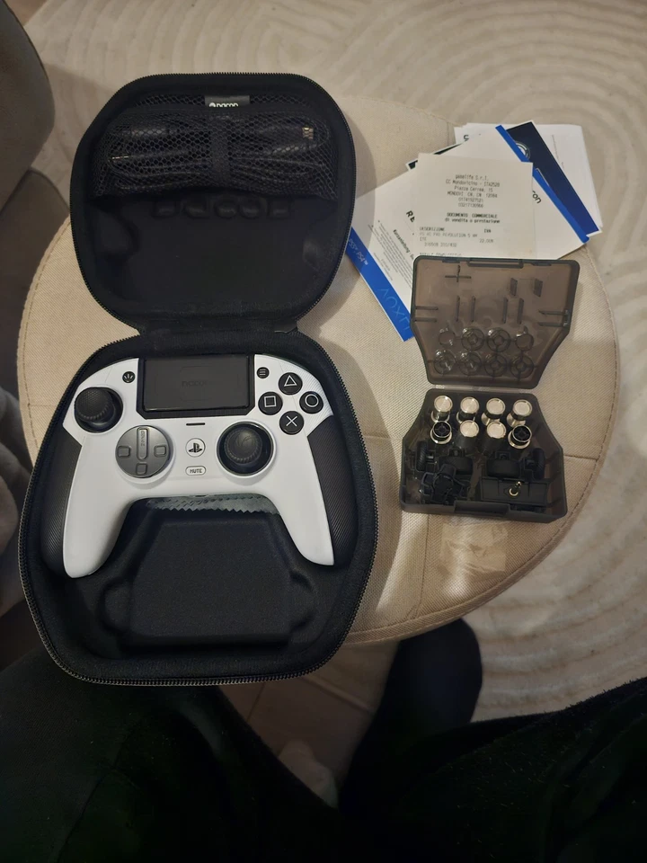 Playstation PS5 PAD Nacon Revolution 5 PRO Controller bianco - Immagine 1 di 1