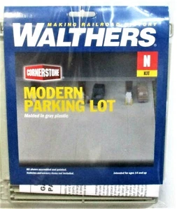 N Scale Walthers Cornerstone 933-3886 Modern Parking Lot  8 Sections - Picture 1 of 1