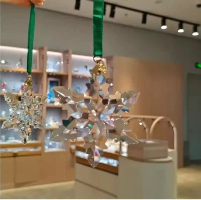 2024 SWAROVSKI ANNUAL EDITION LARGE CLEAR ORNAMENT 5661079 AUTHENTIC Authentic - Image 1 of 4