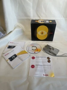 Kodak EasyShare V705 Digital Camera - Silver With Box And Instructions. As Is - Picture 1 of 17