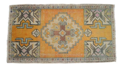 Tapete Oushak turco Yastik feito à mão desgastado de pilha baixa - Tapete de porta 20′′ x 36′′ - Imagem 1 de 4