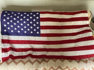 Valley Forge amerikanische Flagge, 3 Fuß x 5 Fuß, hergestellt in den USA, genähte Streifen, bestickt Sta - Bild 1 von 5