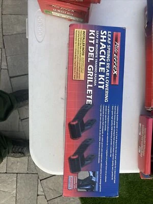 Universal rear lowering shackle kit 4 Chevy Dodge Ford GMC - Image 1 of 3