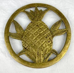 VTG Solid Brass Pineapple Pot Trivet Stand Round Kitchen Home Wall Decor Hanging - Picture 1 of 4