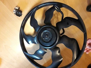 Hyundai iX 35  Kühlerlüfter für CRDI 2,0  135 KW/ 183 PS - Bild 1 von 4