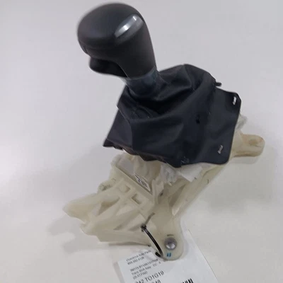 Toyota Yaris Transmission Gear Shifter  2020 2019 2018 2017 2016 - Image 1 of 4
