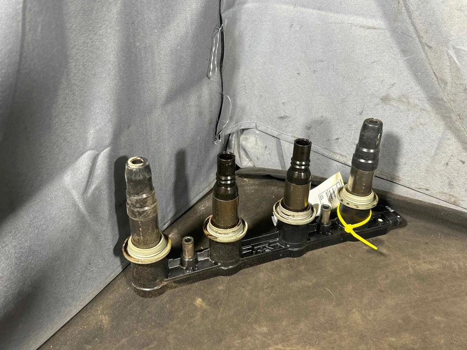 Fits 2011-2016 Chevy Cruze Ignition Coil/ignitor OEM:25186687 Foto 1 de 4