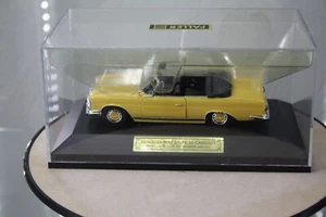 Faller Mercedes 280 SE 3,5 W111 Cabriolet gelb yellow 1:43 - Bild 1 von 8