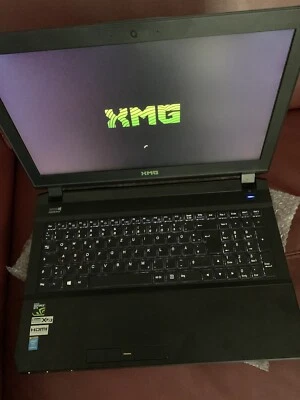XMG P505  Inte Core i7 -4720HQ @ 8 X  2,66 GHz CPU Game Machine Laptop - Bild 1 von 4