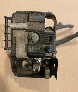 Hyundai Elantra Forte 2011-2016 batería "+" cable terminal positivo + poste OEM 2 - Imagen 1 de 1