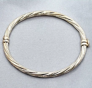 Brazalete Brazalete con Bisagras de Plata de Ley Firmado CI 925 Tailandia 8,3 gramos - Imagen 1 de 4