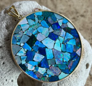 Large Mid-Century 14K Gold Boulder Opal Mosaic Pendant On Large Oval Black Onyx - Picture 1 of 9