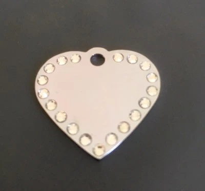 SURREY FEED *SMALL* SILVER DIAMANTE HEART Engraved Cat / Dog / Pet ID tag GLAMOUR / BLING