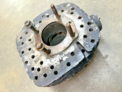 Honda CR125 CR125M Elsinore cilindro 1974 para reparación/arco trabajo de anclaje Foto 1 de 4