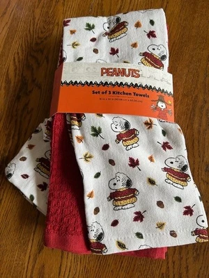 Peanuts Snoopy Fall Sweater Set of 3 Kitchen Hand Towels Free Shipping - Imagem 1 de 4