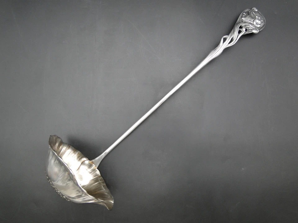 WMF Kelle versilbert Frauenkopf Jugendstil Jugendstilschönheit Bowlekelle um1900 - Image 1 of 4