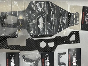 Tamiya vintage Vanquish VQS 2020  carbon conversion set - Picture 1 of 15