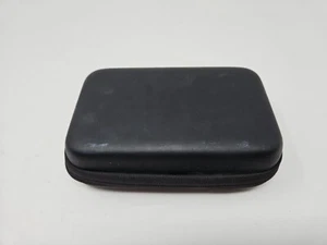 Black & Red Carrying Hard Case Compatible with Nintendo DS & Holds Eight Games - Picture 1 of 9