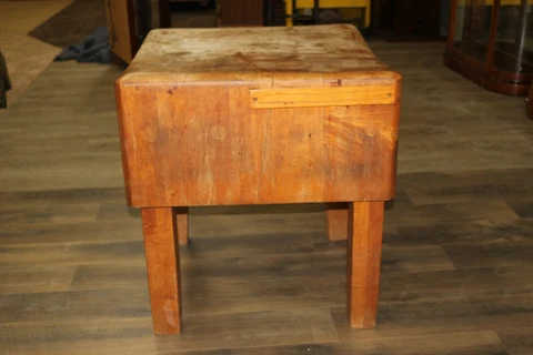 Antique c1900 Butcher Shop Chopping Block Solid Maple 30"Sq 32"T Farmhouse Table Cover