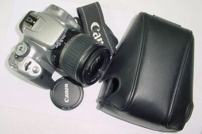 Canon EOS 400D Digital 10MP Digital SLR Camera + EFs 18-55mm II Zoom Lens - Image 1 of 4