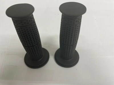 Suzuki black closed end sport street bike comfort Grips 7/8" 125MM  NEW - Image 1 of 4