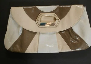  Marciano Designer Clutch Purse Taupe Tan Ivory Handbag 15 inch Three Tone - Picture 1 of 12