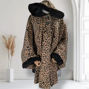 Weather Stoppers Totes Hooded Poncho Jacket Plus One Size Leopard Print Fleece - Picture 1 of 21
