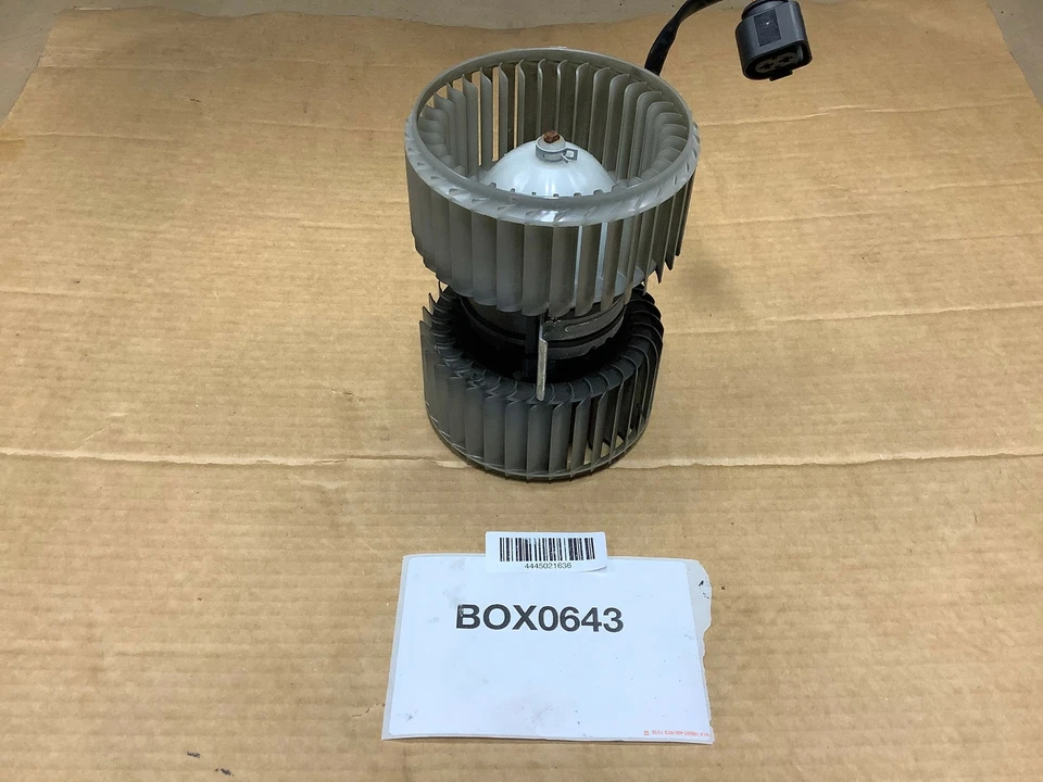 2006 AUDI A8 QUATTRO 4.2L CALENTADOR DE AIRE ACONDICIONADO A/C VENTILADOR DE MOTOR DE SOPLADOR DE CA OEM+ Foto 1 de 4