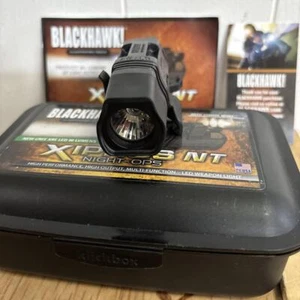 Unused US military USA made BLACKHAWK XIPHOS NT weapon light New 90 lumen CREE - Zdjęcie 1 z 18