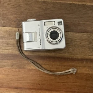Kodak EasyShare C533 5.0MP Digital Camera Compact Silver  untested - Picture 1 of 7
