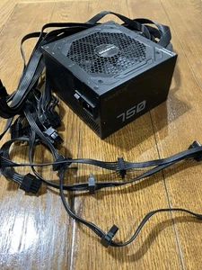Gigabyte P750GM 750-Watt 80 Plus Gold Desktop Power Supply - Bild 1 von 8