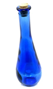 VINTAGE KOBALTBLAUE GLASFLASCHE MIT KORKEN 7 ZOLL - Bild 1 von 5