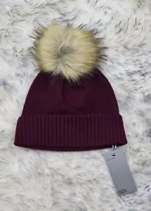 NWT NORDSTROM RACK WOMEN KNIT 100% CASHMERE BEANIE BURGUNDY FUR POM-POM OS - Picture 1 of 2