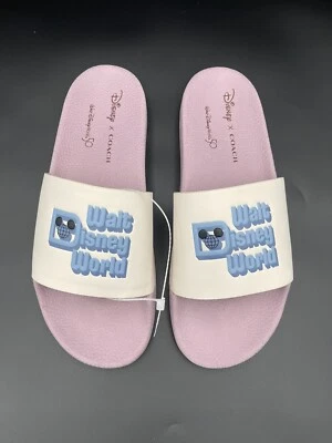 Diapositiva deportiva COACH x Disney World 50 aniversario para mujer 11 - púrpura hielo C8739 Foto 1 de 4