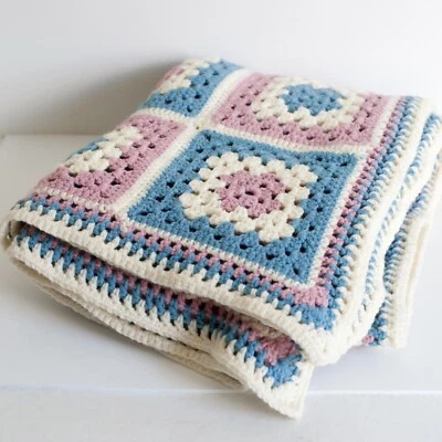 Sofá afgano cuadrado abuela 56x56 azul malva manta de ganchillo a mano Foto 1 de 3