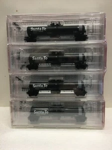 N Scale Micro Trains MTL Special Run 03-105 Atchison, Topeka & Santa Fe 4-Pack - Picture 1 of 3