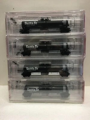 N Scale Micro Trains MTL Special Run 03-105 Atchison, Topeka & Santa Fe 4-Pack - Image 1 of 3