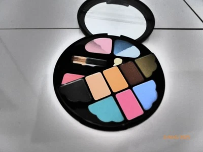 Jil Sander-Lidschatten-Palette Colour Pure in praktischer Rundbox - Bild 1 von 4