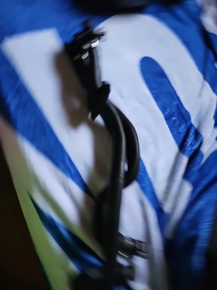 Manguera de agua para calentador de motor nueva LR019276 para Land Rover LR2 Range Rover Evoque Foto 1 de 1