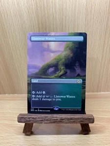 Borderless Llanowar Wastes - quasi nuovo - Bro 299 MTG Magic The Gathering - Foto 1 di 2