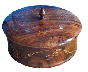 Rosewood Box With Lid And Brass Decor Designs(2933Tote13) Scandanavia 1960's - Picture 1 of 8