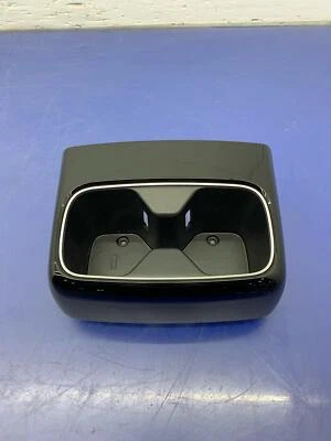 KIA TELLURIDE 2020-2022 OEM CONSOLA CENTRAL TRASERA PORTAVASOS MOLDURA | NEGRO/CROMO Foto 1 de 4