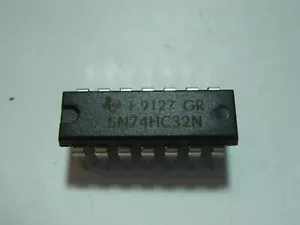 74HC32 Quad 2-input OR gate #1-642$u - Bild 1 von 1
