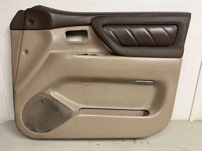 Conjunto de tarjeta de panel de moldura de puerta lateral del pasajero delantero derecho Toyota Land Cruiser OEM Foto 1 de 4