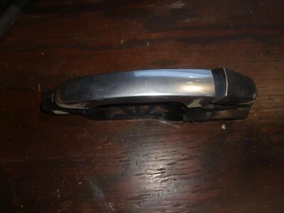 GMC TERRAIN 2015 puerta trasera derecha manija exterior OEM 10 11 12 13 14 15 16 17 Foto 1 de 4