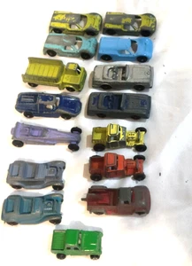 Vintage Tootsie Toys Lot of 15 1950's - ‘60’s Vehicles  - Foto 1 di 17