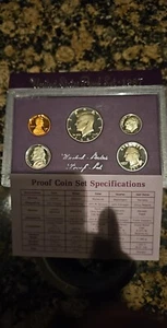 1987 S Uncirculated Proof set includes Kennedy .50, Mint Condition. Low Bid. - Picture 1 of 2
